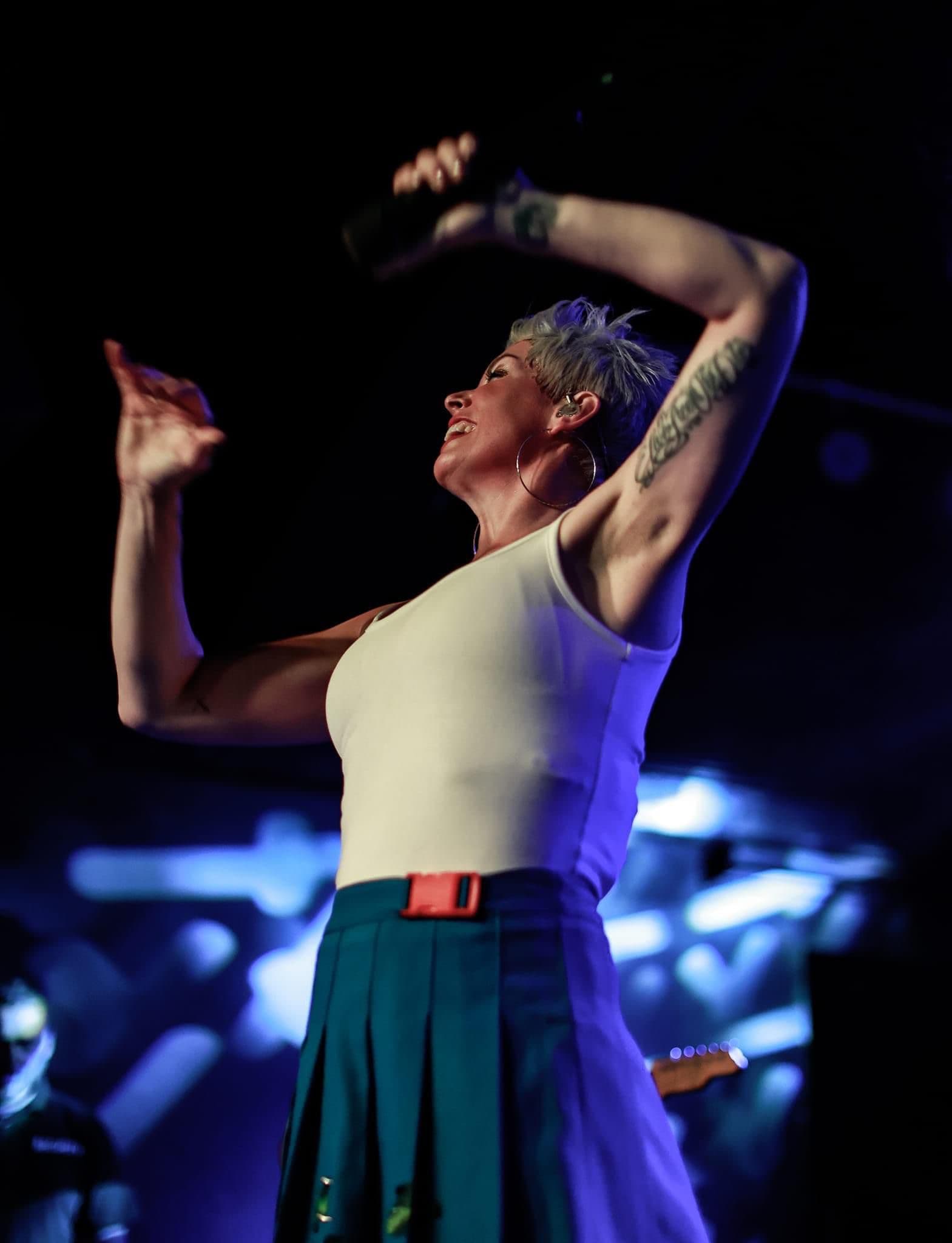 Performance 4